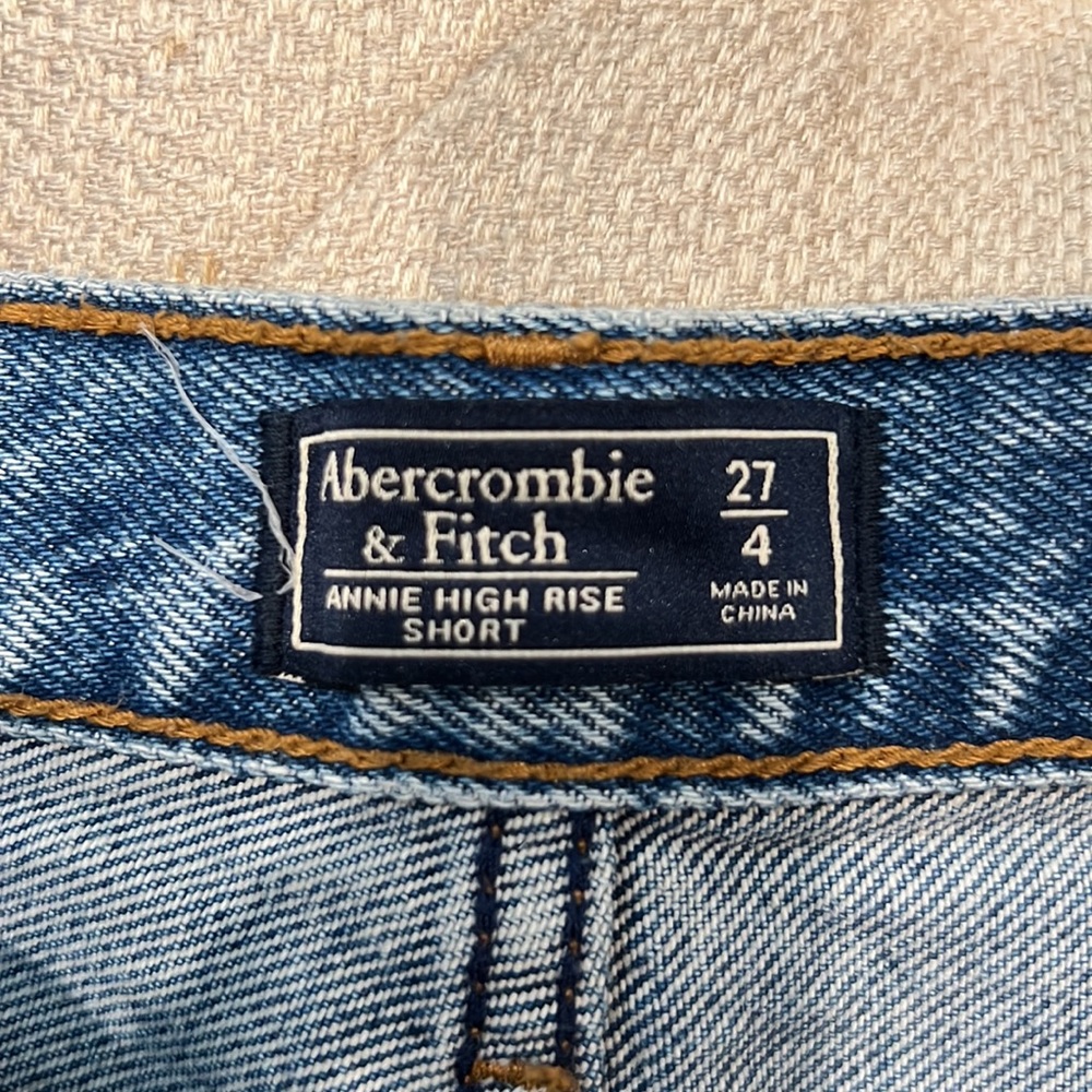Abercrombie Anne High Rise Jean Shorts - Picture 3 of 3